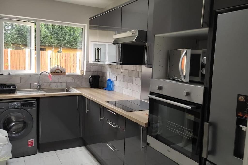 Studio With Private Kitchen Dublin Exterior foto